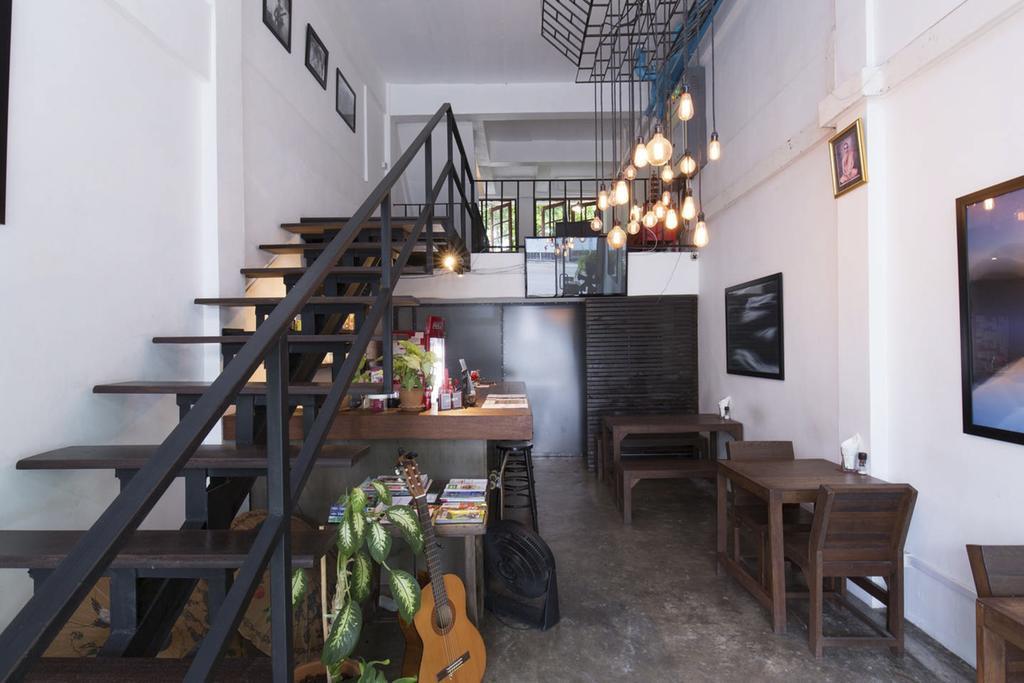 Kama Bangkok Bed & Breakfast Exterior photo