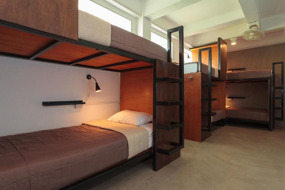 Kama Bangkok Bed & Breakfast Exterior photo