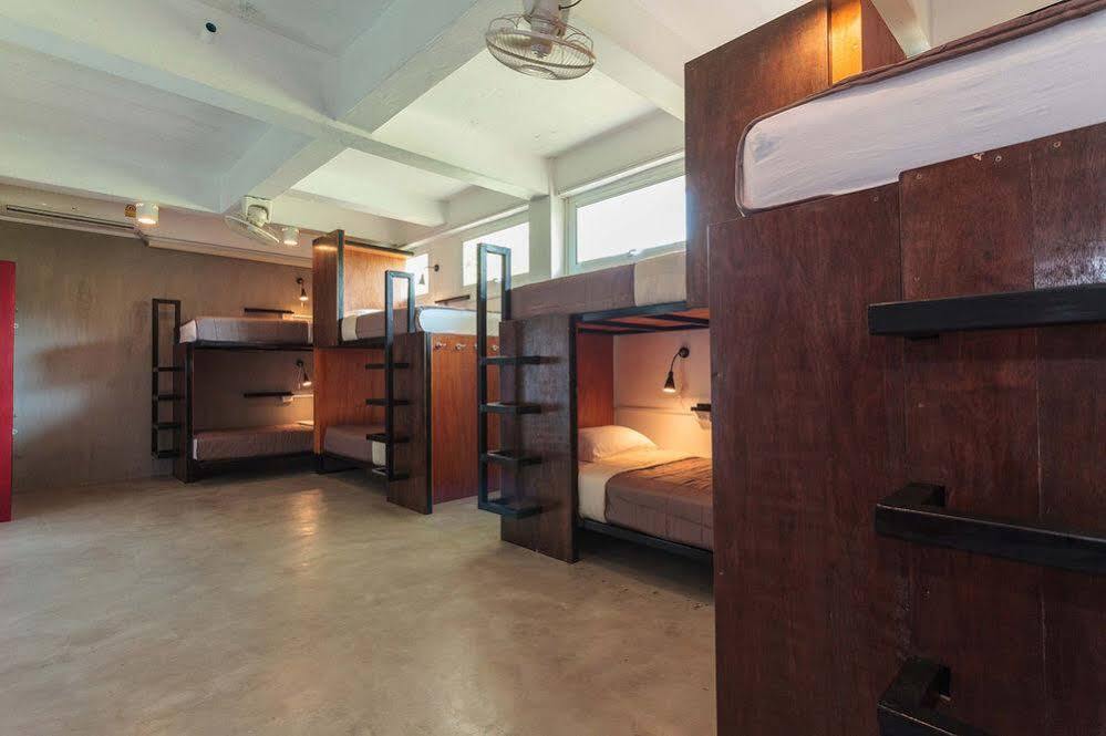 Kama Bangkok Bed & Breakfast Exterior photo